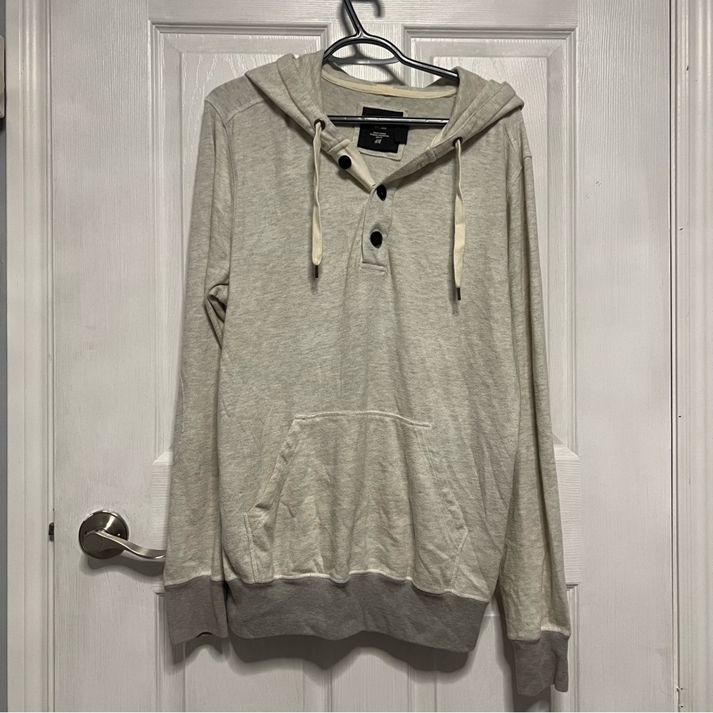 5/$100 H&M Cream Pullover